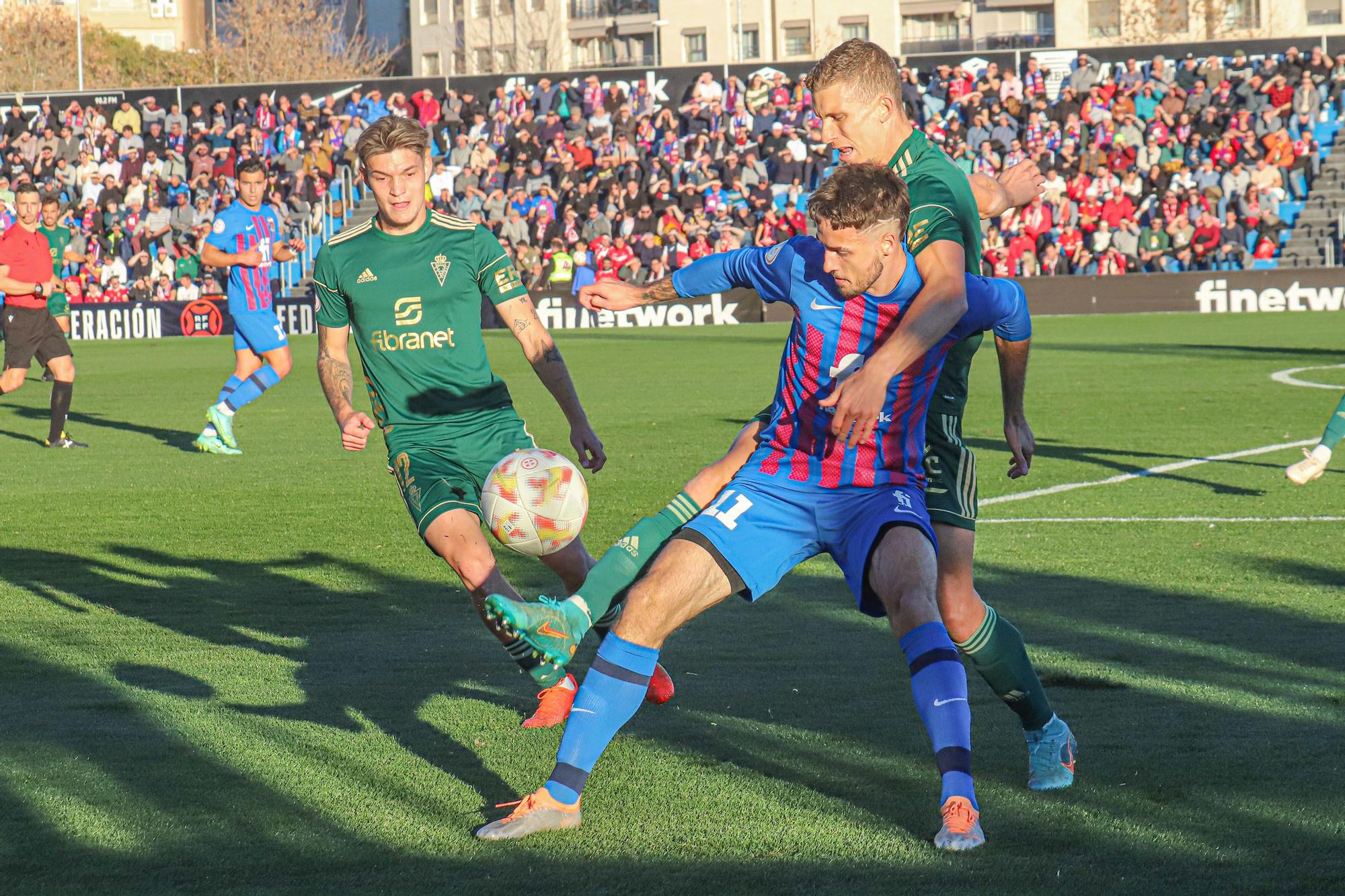 CD Eldense campeón de invierno tras derrotar al Real Murcia