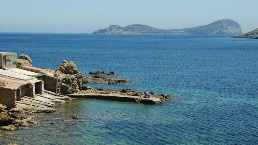 Imaginario de Ibiza |  El lector frente a Tagomago y la paradoja del tiempo