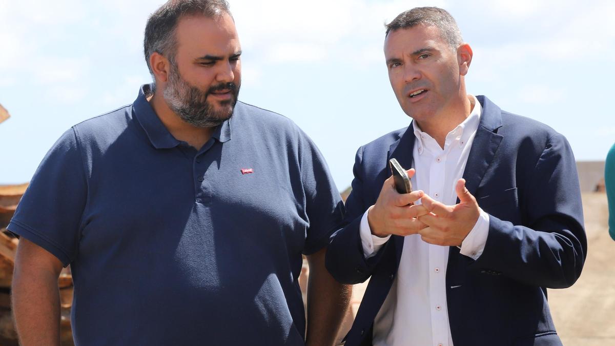 Samuel Martín (i) y Oswaldo Betancort