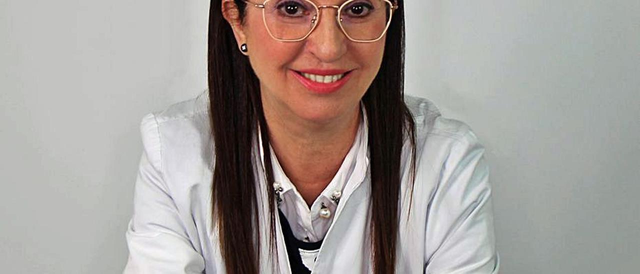 La doctora Roge Navarro, directora del Centro Dermatológico Estético.