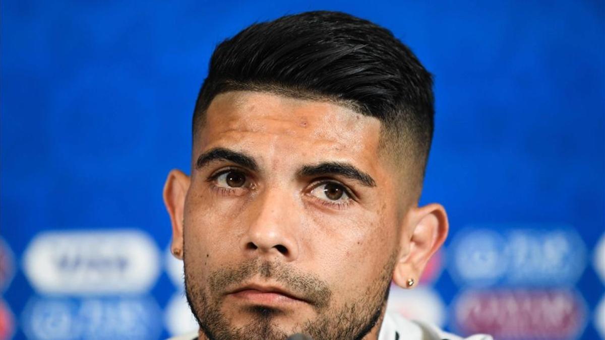 Éver Banega, durante la rueda de prensa de hoy previa al partido de octavos contra Francia