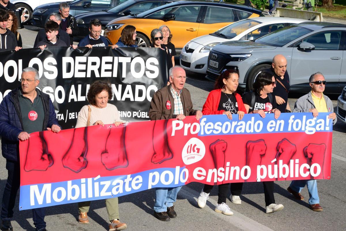 La comunidad educativa también clama en Cangas La comunidad educativa también clama en Cangas