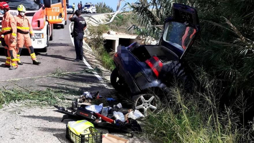 El coche accidentado en Xeresa