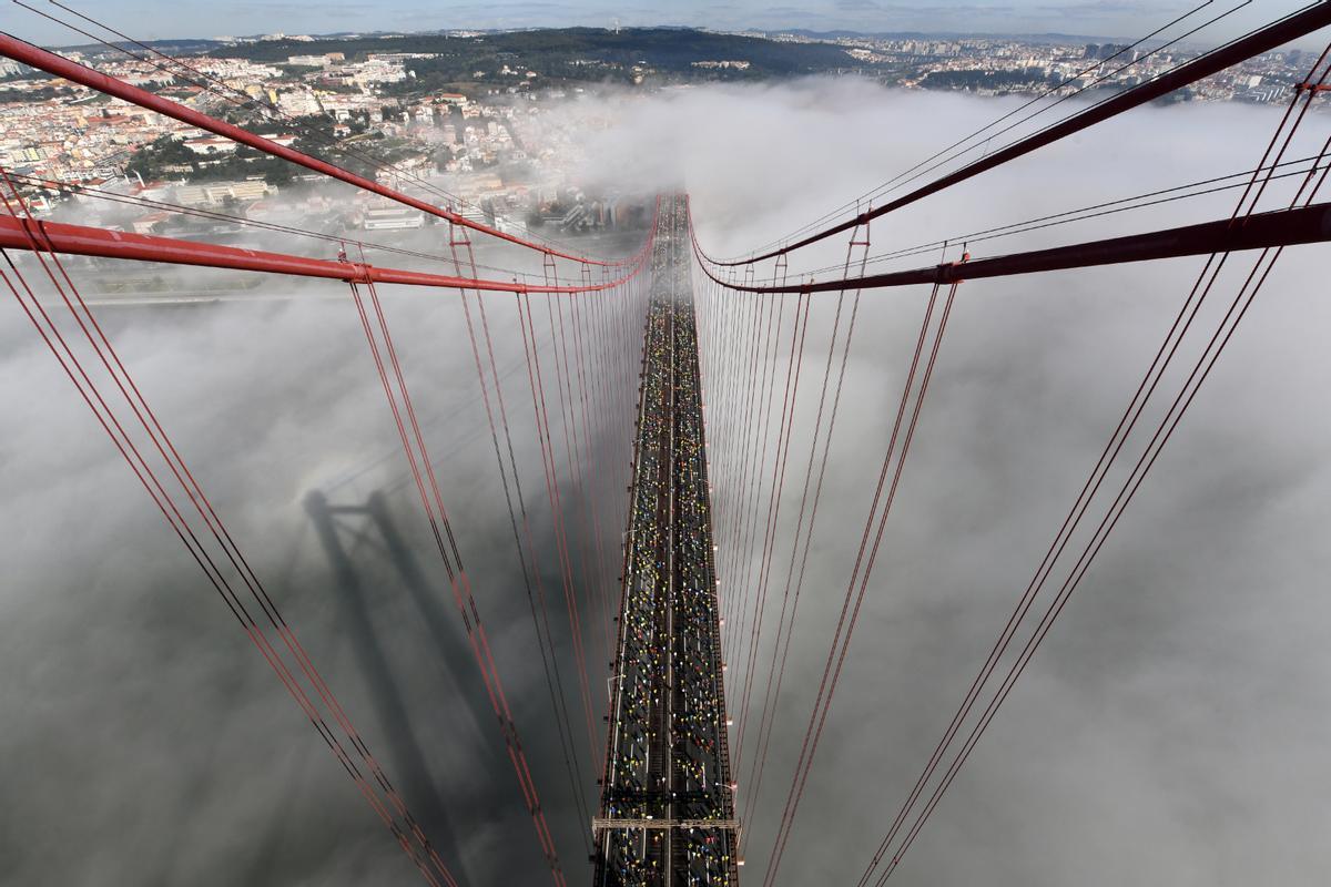 Espectacular salida del Medio Maratón de Lisboa