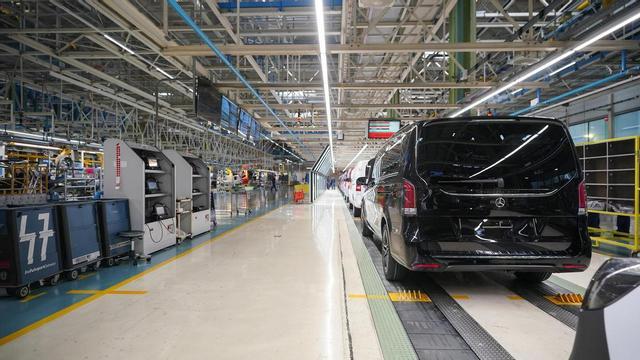 Mercedes invierte 1.000 millones en su planta de Vitoria para producir ...