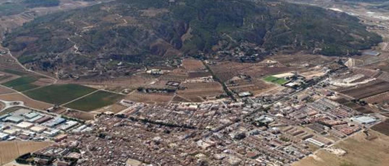 El monte Cabezo de la Sal está muy cerca del casco urbano y posee gran valor medioambiental