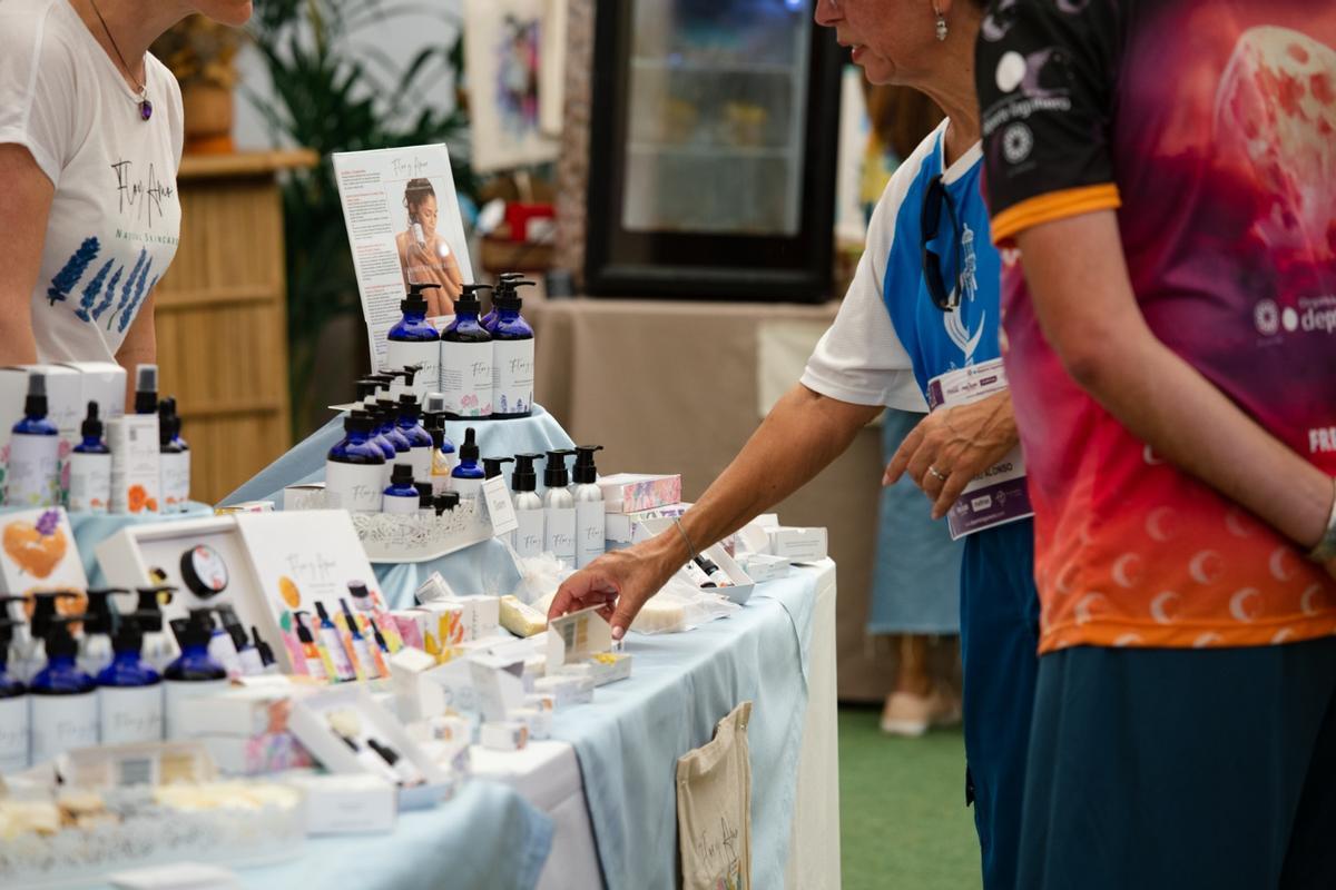 Una propuesta pensada para disfrutar en familia y que reunirá a 16 marcas y una ONG con producto hecho en Canarias.