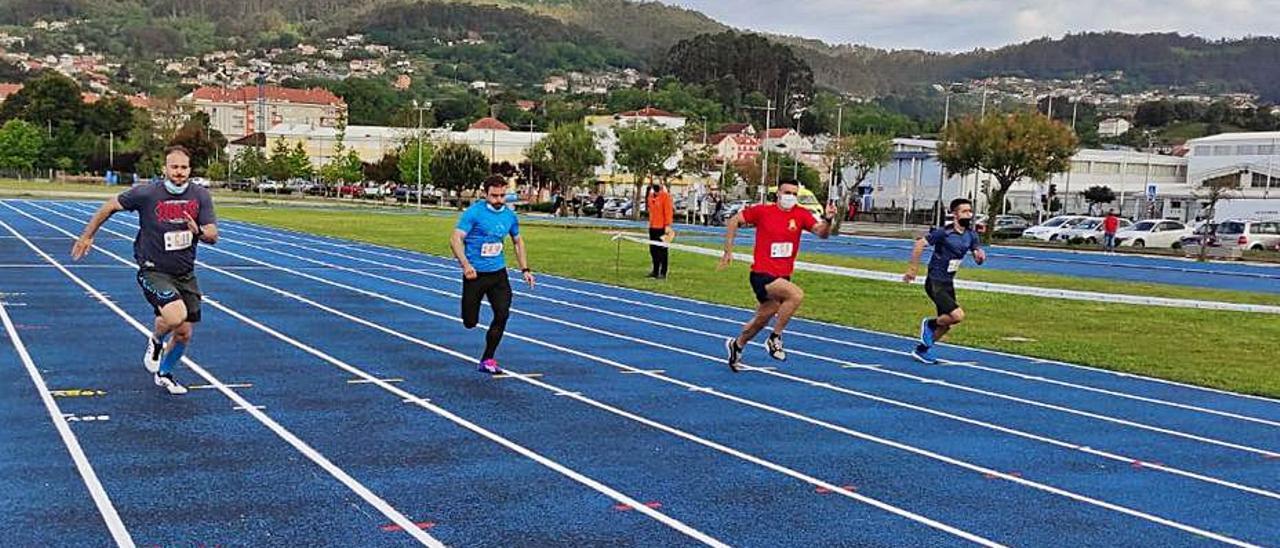 Una de las carreras en las pistas de A Xunqueira.   | // S.Á.