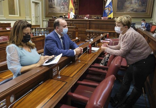 Pleno en el Parlamento de Canarias, 27/10/2021