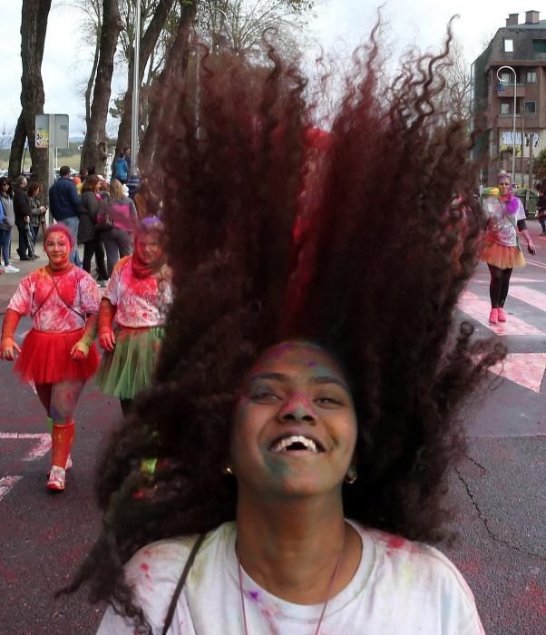 La Holi Life tiñe Vigo con toneladas de color.