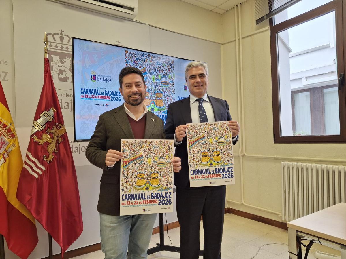 El concejal de Cultura José Antonio Casablanca junto a José Luis López de Ibercaja, en la presentación de la programación.