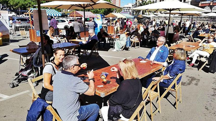 Palamós Èxit de la primera Fira dels Vermuts