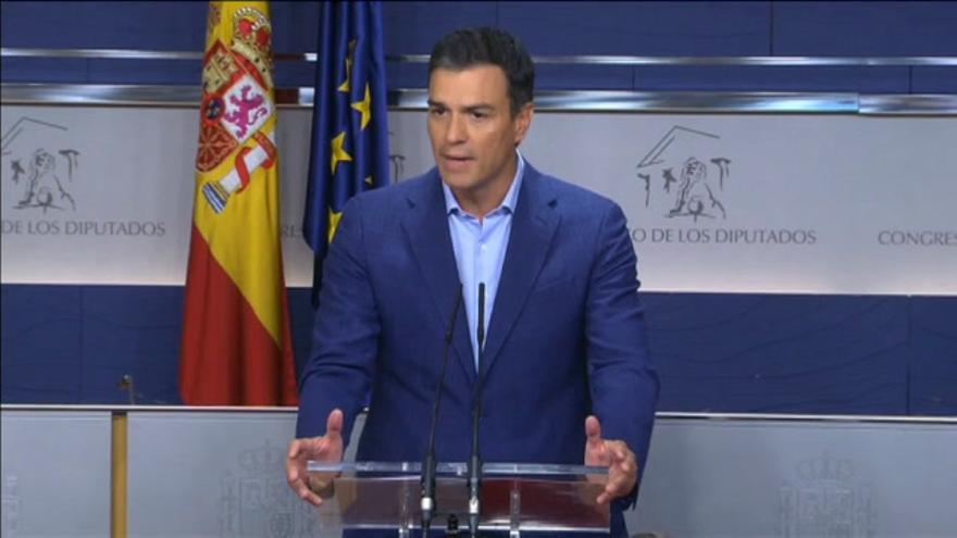 Sánchez: "Rajoy no puede tener cautiva a la democracia. Le exijo fecha de investidura"