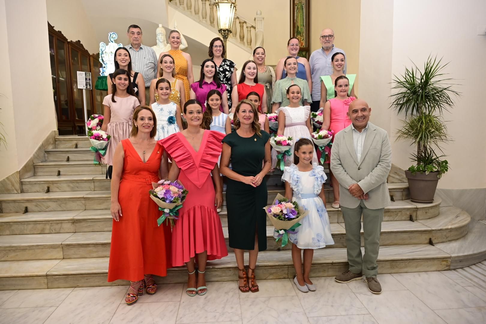 Galería de fotos: Clara Sanz Sobrino y Ana Colón Sastriques, reina y reina infantil de las fiestas de Castelló 2026