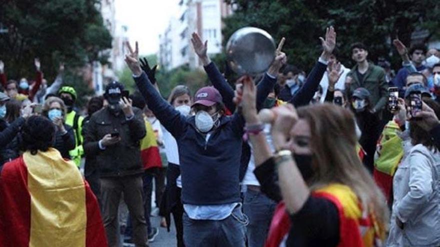 El duro testimonio de una víctima del Covid-19 al ver una manifestación