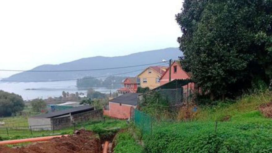 Detectan casas de Cesantes que vierten aguas fecales a la playa