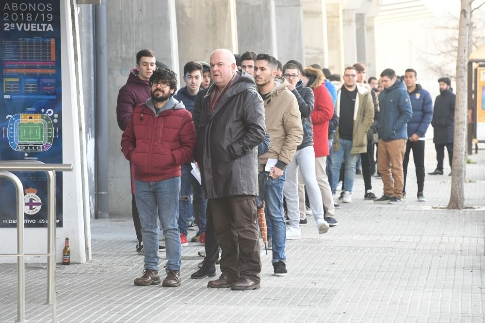 El próximo domingo 27, un nutrido grupo de aficionados del Deportivo animarán al equipo en el Molinón.