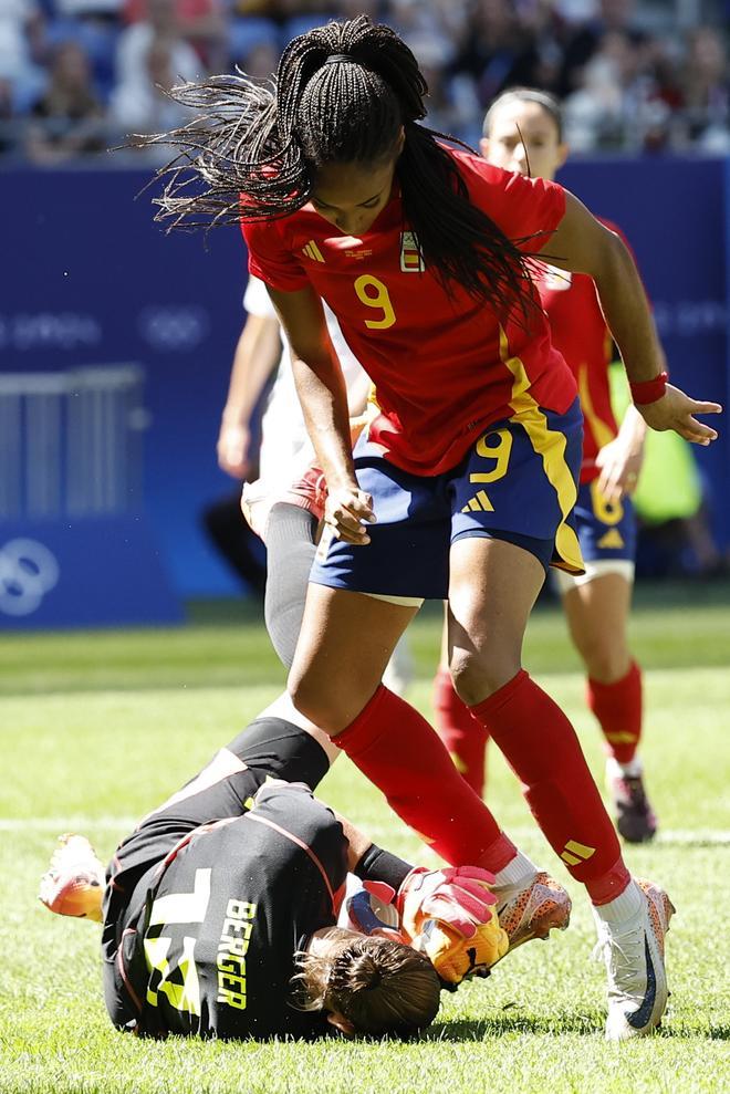 Fútbol fermenino - Partido por la medalla de bronce España - Alemania