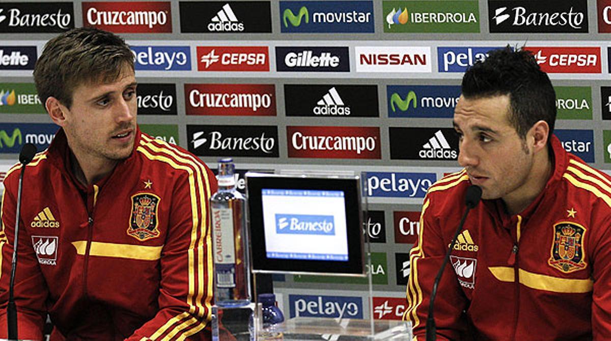 Santi Cazorla i Nacho Monreal subratllen que, després de l’empat davant Finlàndia, Espanya ja no té marge d’error contra França.
