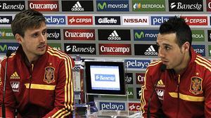 Santi Cazorla i Nacho Monreal subratllen que, després de l’empat davant Finlàndia, Espanya ja no té marge d’error contra França.