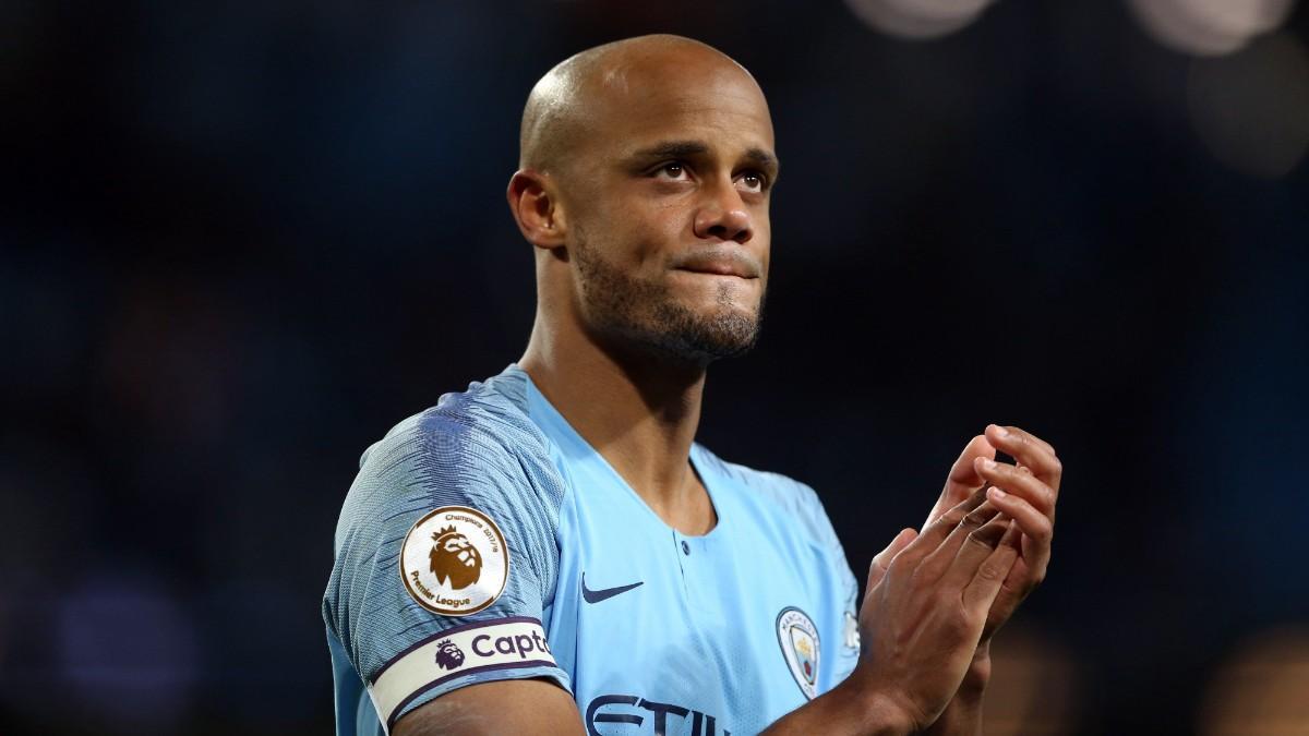 Vincent Kompany in the match between Manchester City and Leicester City