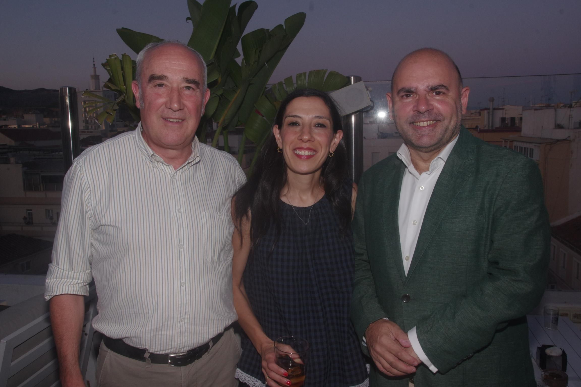 El Colegio de Procuradores su XV edición del cóctel de la Virgen de la Angustias
