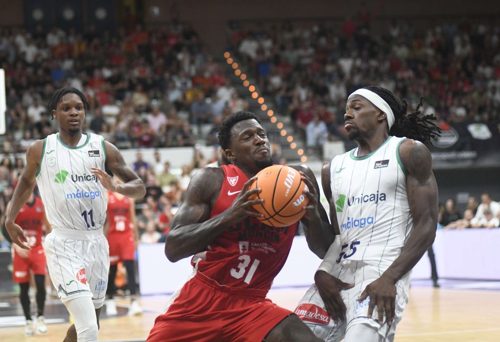 Todas las imágenes de la semifinal de la Supecopa entre el UCAM Murcia y el Unicaja