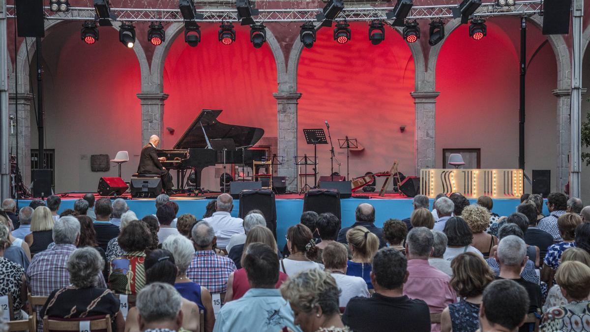 Vídeo: El segon festival Istiu tanca amb uns 3.800 espectadors