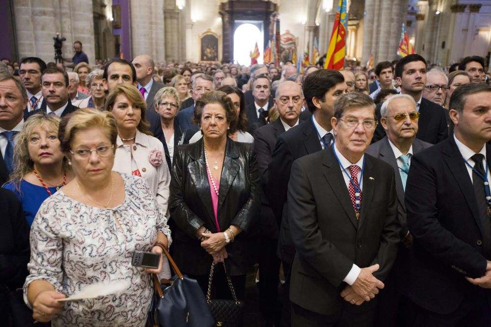 El Arzobispo Cañizares acompaña a Rita Barbera en el Día de la Comunidad Valenciana, el 9 de octubre de 2015