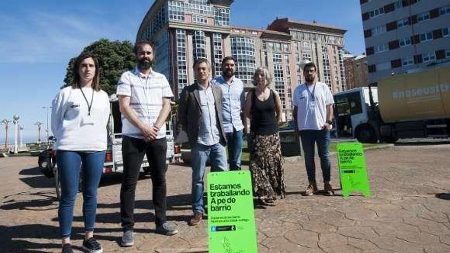 Miembros del Gobierno local, en el centro, en la presentación.