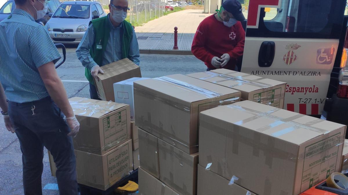 Mercadona dona productos cárnicos a Cruz Roja