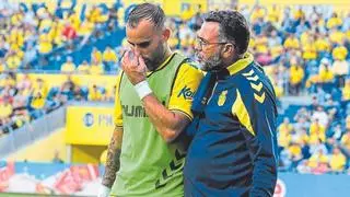 Hay 'caso Jesé' en la UD Las Palmas, los sudores de Opoku y 16.489 espectadores