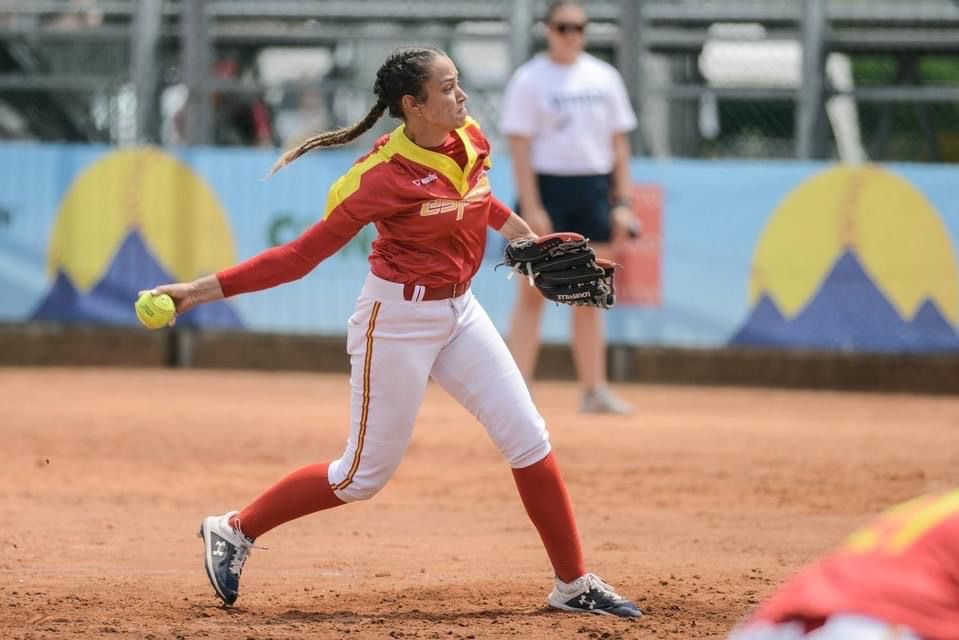 Una jugadora de la selección española de softball.