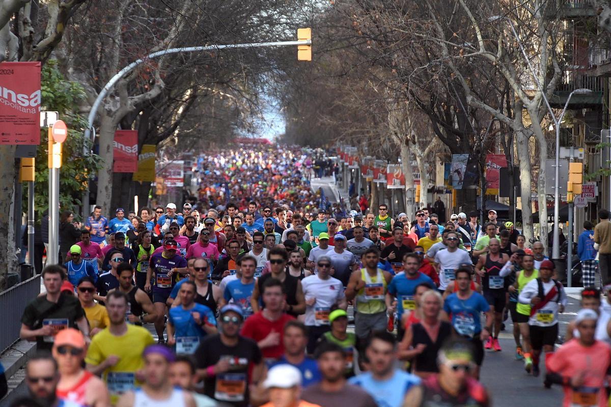 ¿Has participado en la Marató de Barcelona 2024? ¡Búscate en las fotos¡