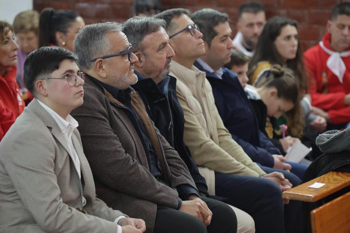 El grupo San Agustín y San Marcos de Castelló festeja a Sant Antoni con una misa, música, procesión y 'correfocs'. El grupo San Agustín y San Marcos de Castelló festeja a Sant Antoni con una misa, música, procesión y 'correfocs'.