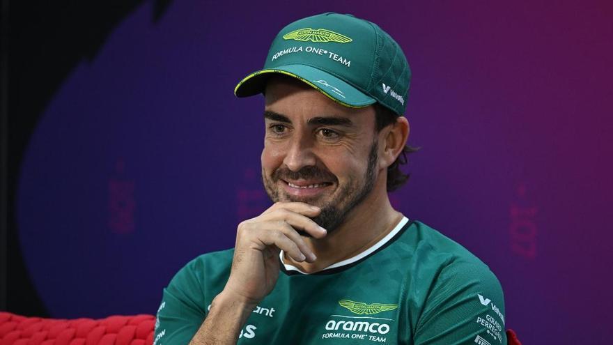 Alonso juega al despiste: &quot;¿2025? Ojalá estar en el coche más rápido&quot;