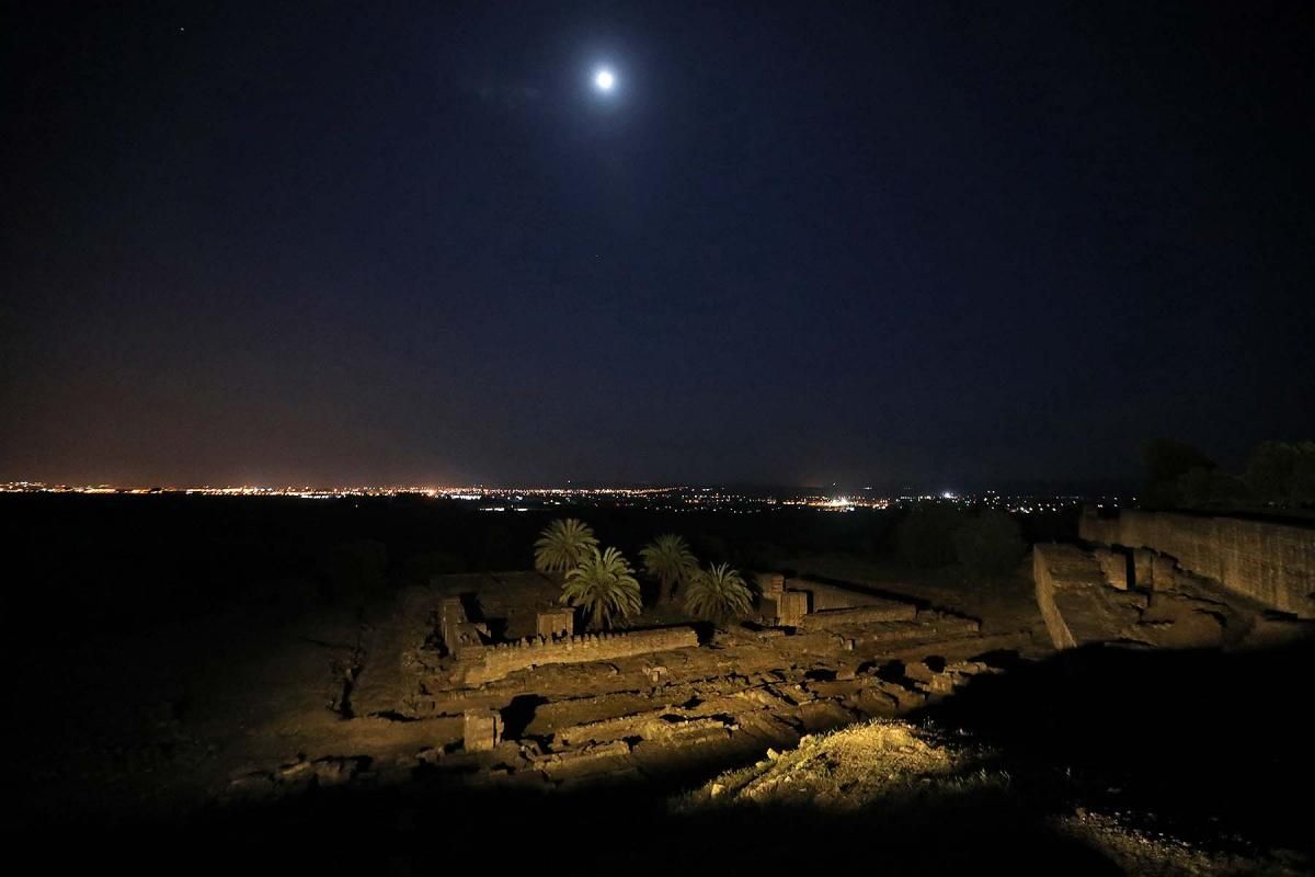 Reabren las visitas nocturnas de Medina Azahara