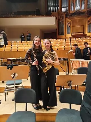 Dos bocairentinas realizan una gira de conciertos con la Joven Orquesta Nacional de España
