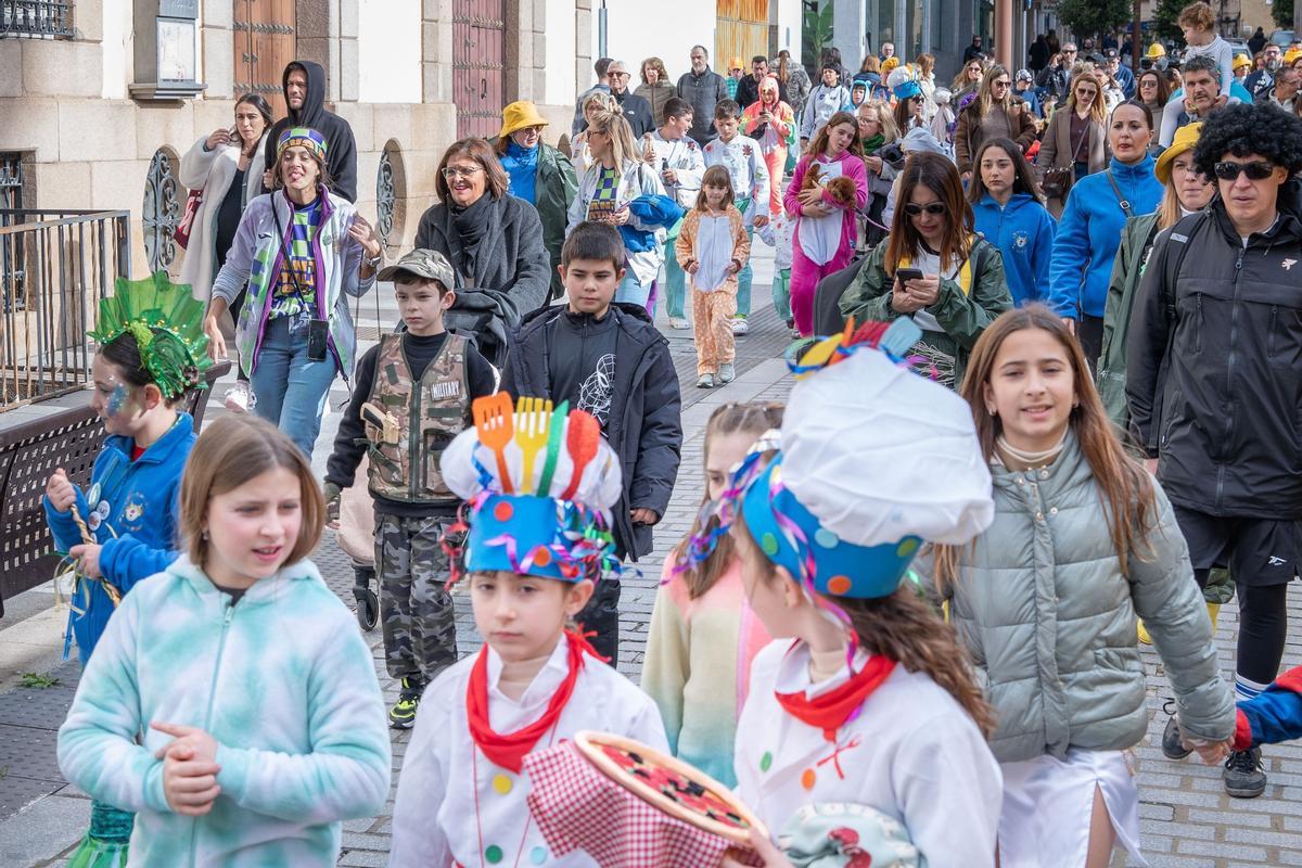 La cantera del Carnaval Romano brilla en un desfile infantil repleto de disfraces.