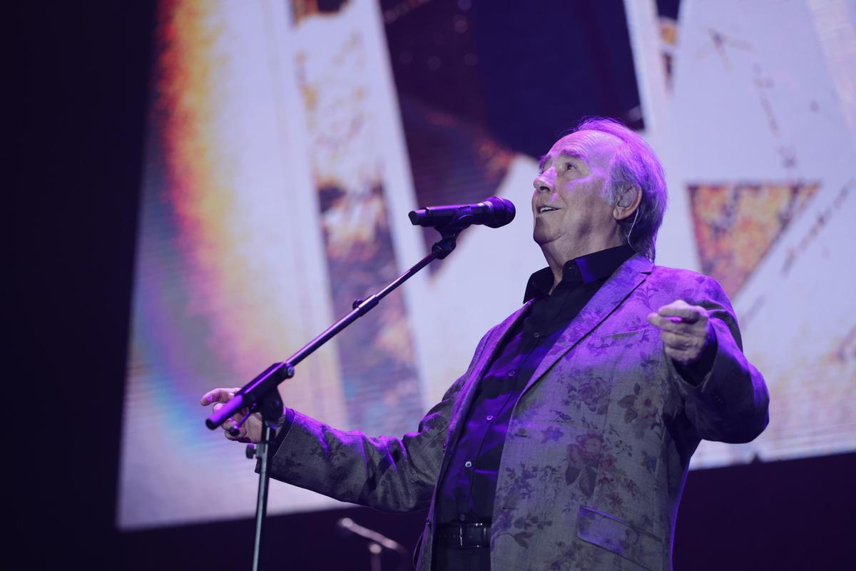 Serrat empieza la despedida en el Palau Sant Jordi.