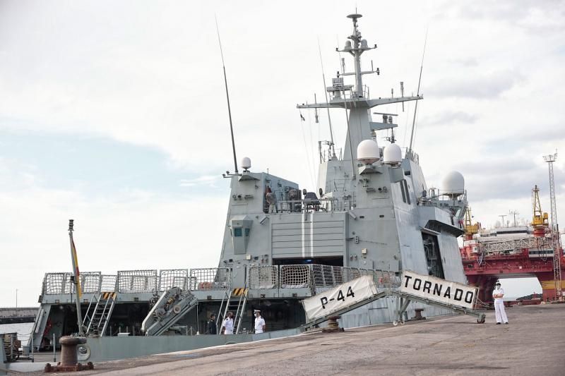 Jornada de puertas abiertas del 'Tornado', buque de acción marítima de la Armada española.