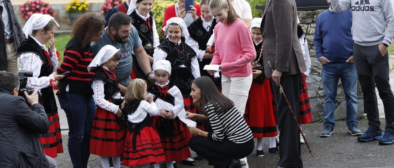 Vídeo: Así fue la visita de la Familia Real a Cadavedo