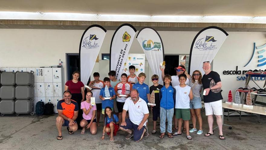El Club Nàutic Sant Antoni domina todos los podios en el Campeonato de Ibiza y Formentera de windsurf