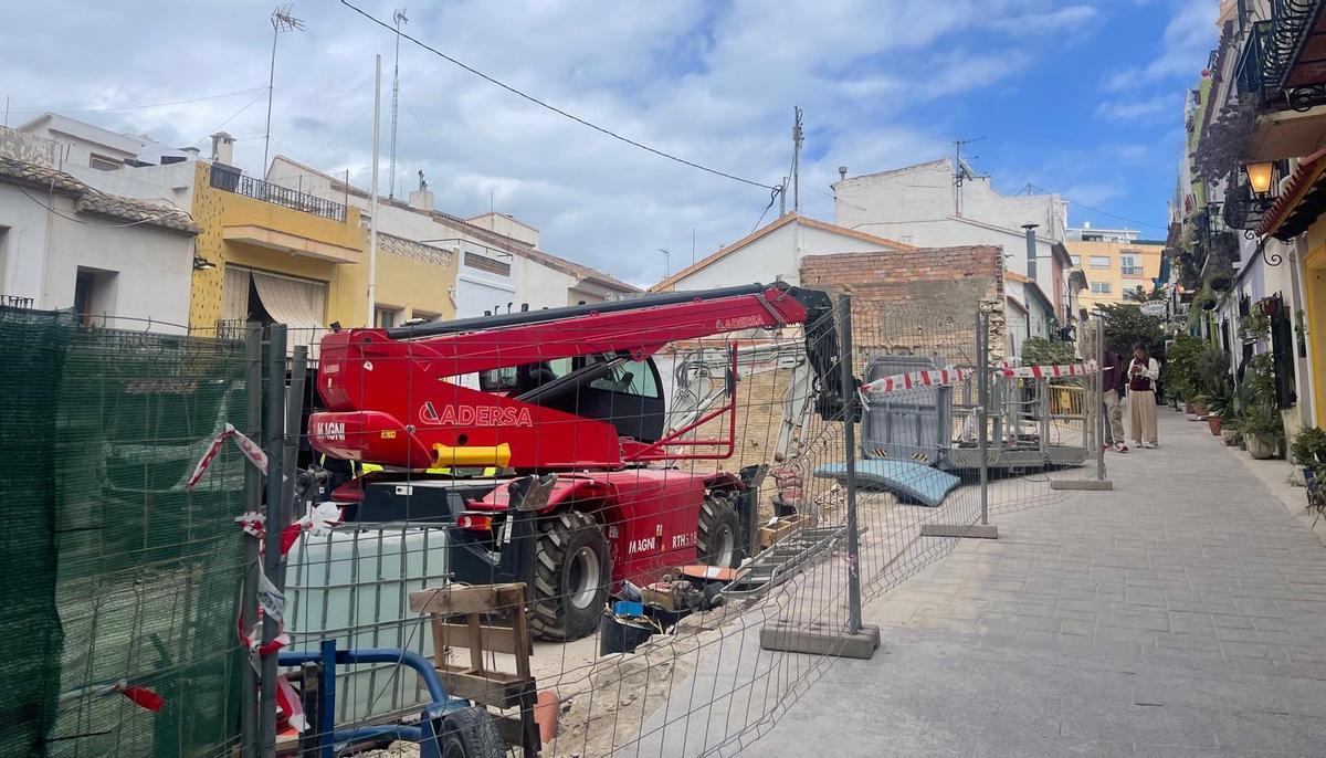 La parcela donde se alzaba la casa Poquet Beltrán ha quedado totalmente despejada