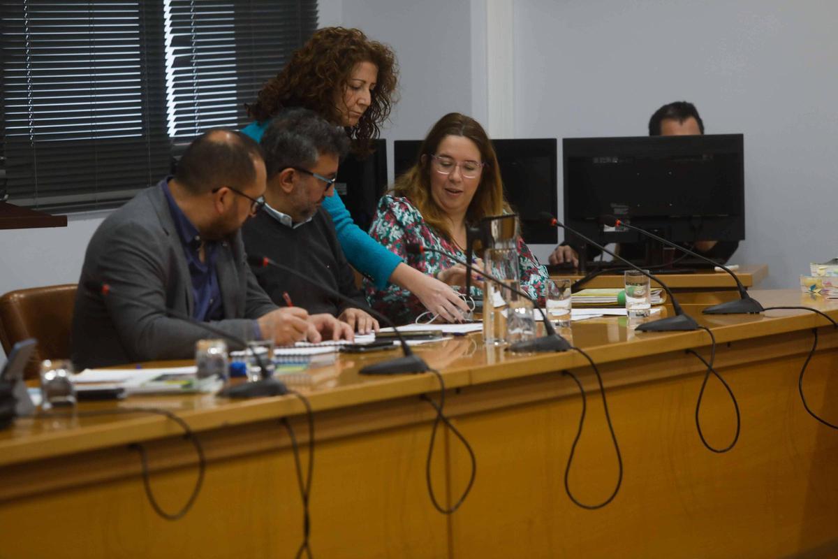 La bancada del PP, en un pleno de Castrillón