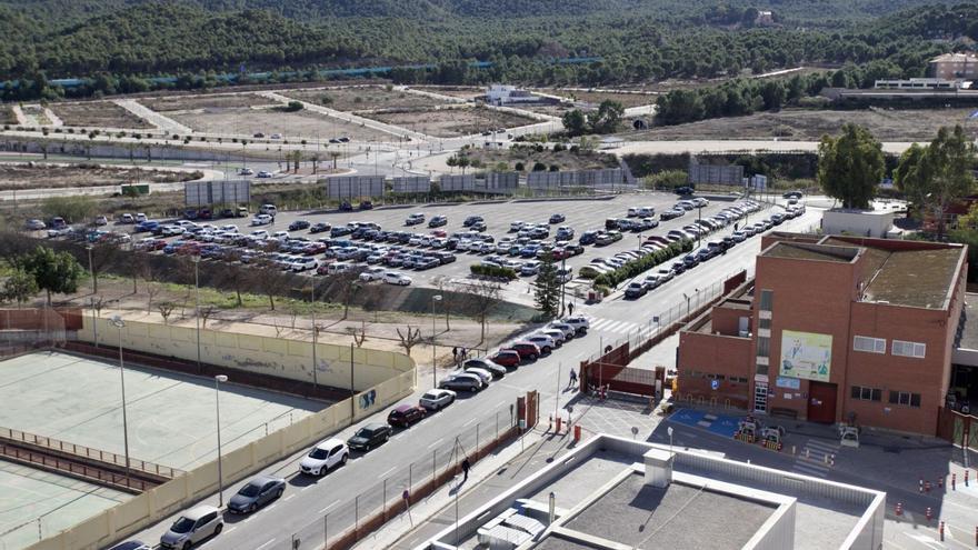 El Ayuntamiento de Murcia estudia ceder al SMS el parking junto a la Arrixaca para oncología