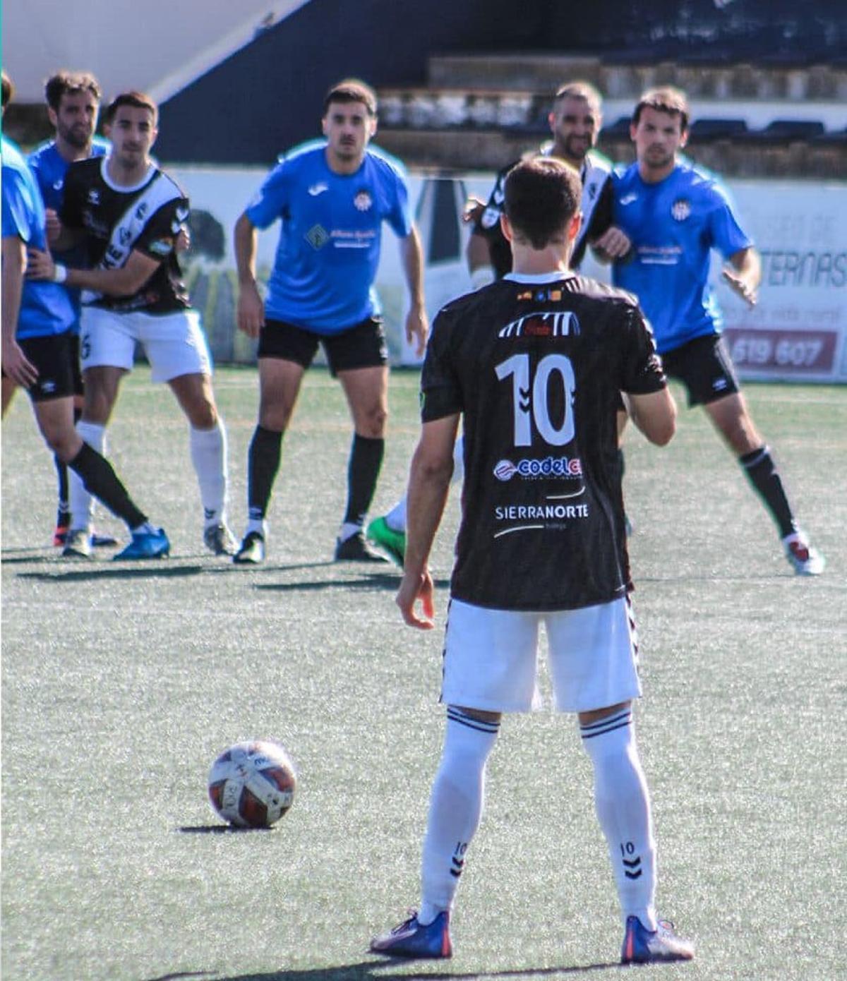 Un partido de esta temporada del CD Acero.