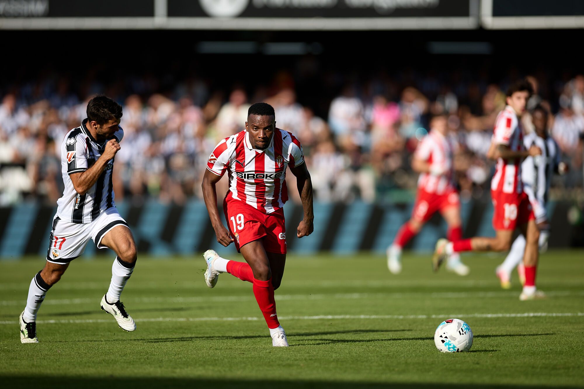 EN IMÁGENES: Dura derrota del Sporting en Castellón