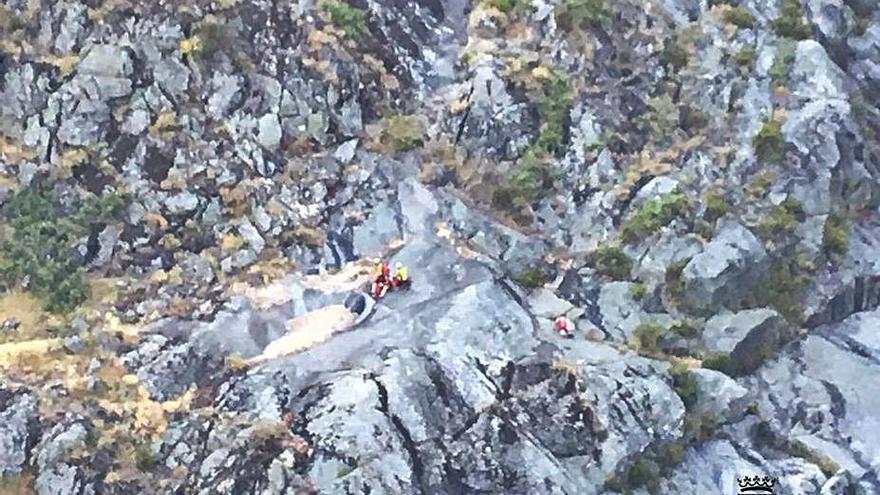 Rescatada una joven senderista herida en el Cañón del Tera