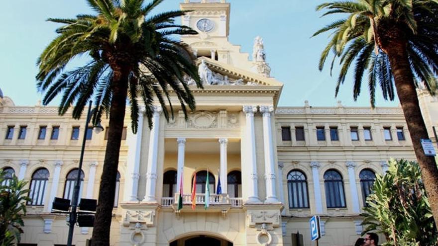 Fachada principal del Ayuntamiento de Málaga.